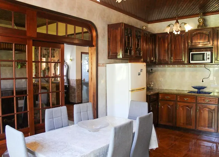 Almeida Ponta Delgada