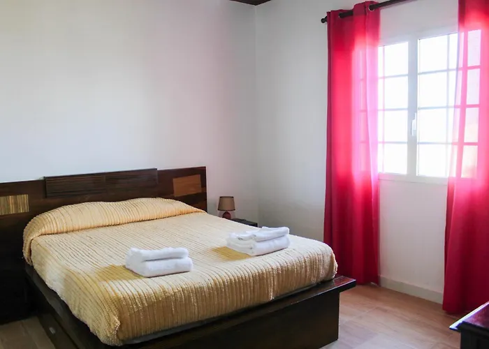 Almeida * Ponta Delgada