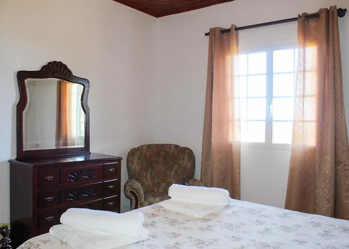 Almeida * Ponta Delgada